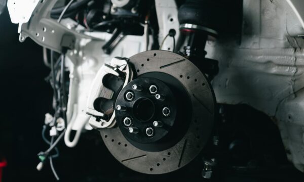 Bremsen selbst wechseln: Anleitung, Kosten & was du beachten musst