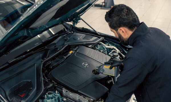 Liqui Moly vs. Motul vs. Castrol: Welches Öl ist das Beste?