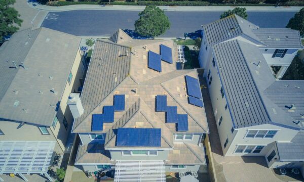 PV-Überschussladen: Elektroauto mit Sonnenstrom laden