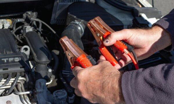 AGM vs. EFB Batterie: Was dein Start-Stopp-System braucht