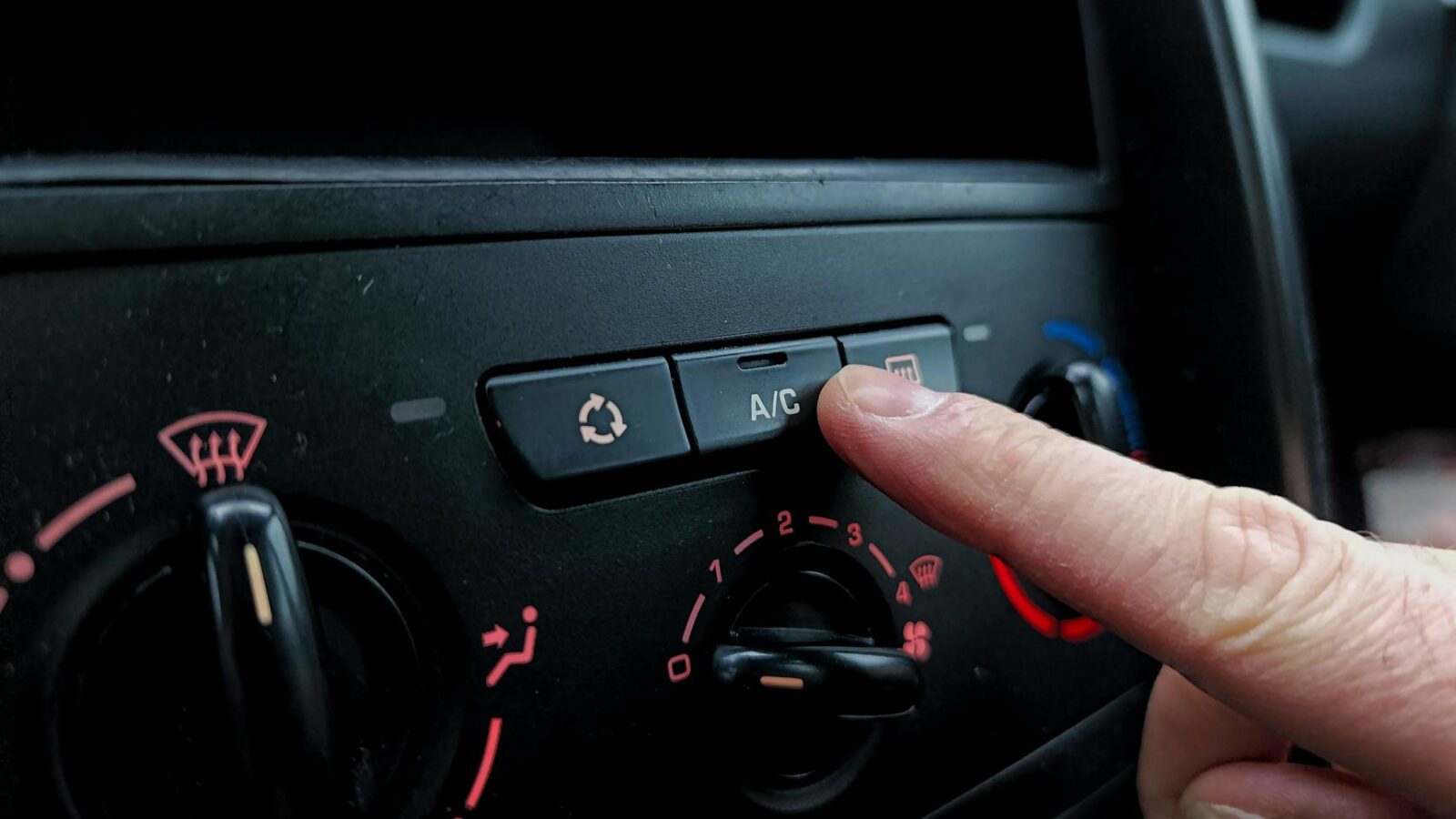 E-Auto Reichweite Sommer: So viel Reichweite kostet die Klimaanlage