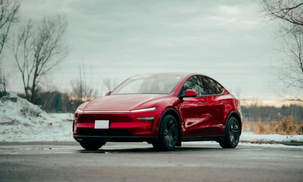 E-Auto Versicherung: Warum Dein Stromer teurer ist