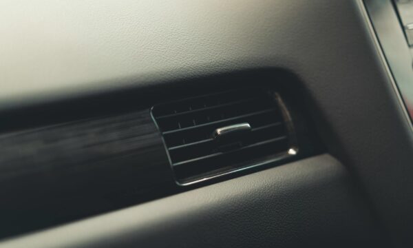 Klimaanlage nachfüllen: Wann der Service wirklich nötig ist