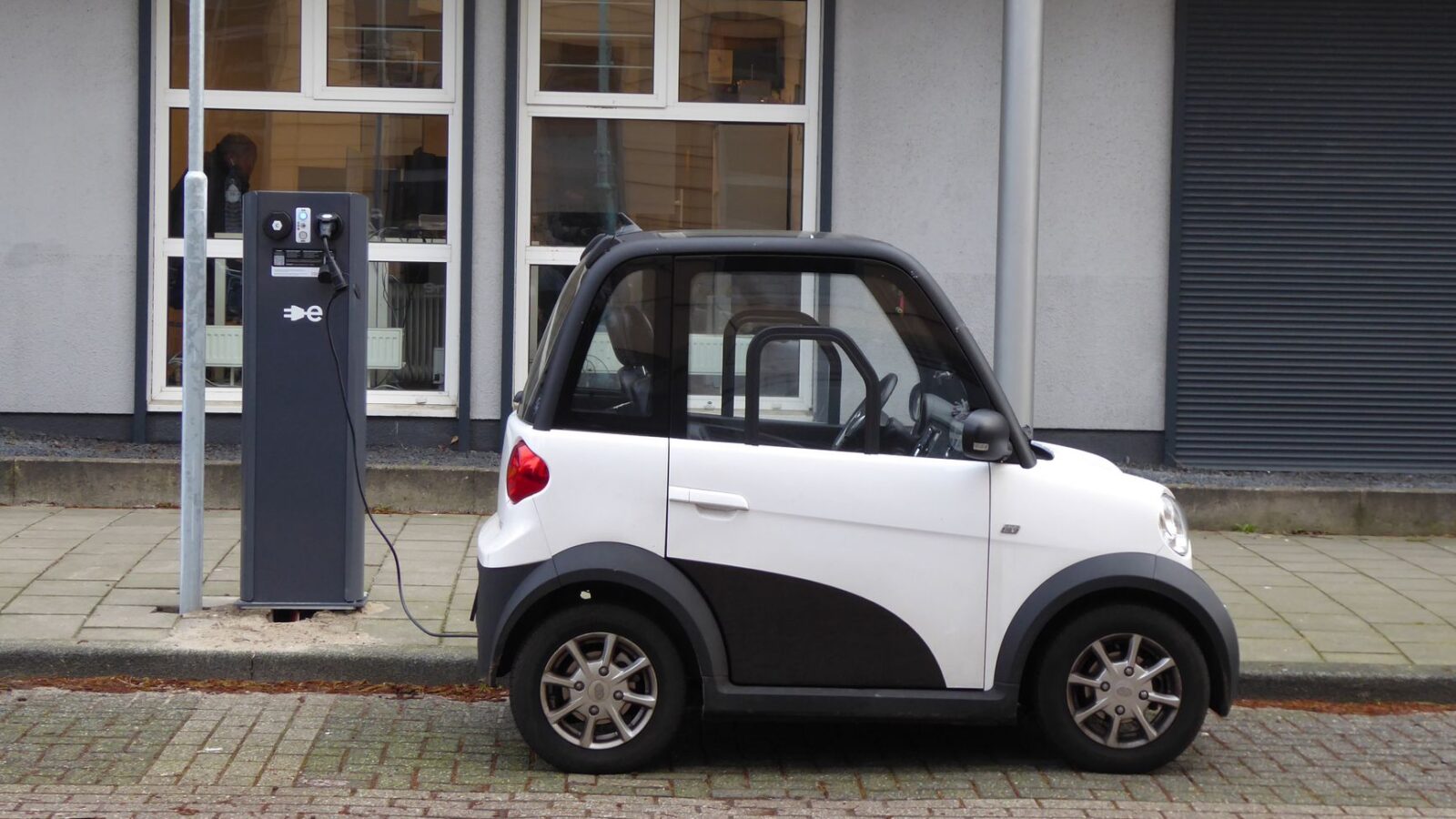 Lade-Stecker E-Auto: CCS, Typ 2 & CHAdeMO im Detail erklärt