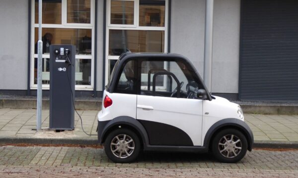 Lade-Stecker E-Auto: CCS, Typ 2 & CHAdeMO im Detail erklärt