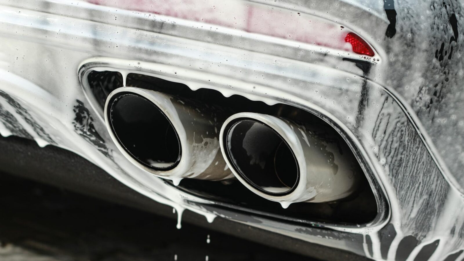 Synthetiköl vs Mineralöl: Der große Vergleich für dein Auto