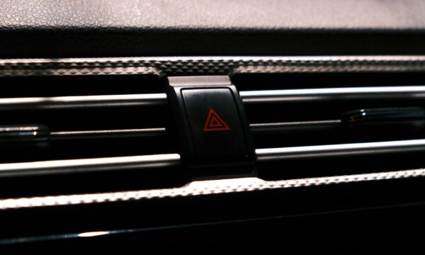 P0CE1 Ladeanschluss: Diagnose & Reparatur (Anleitung)