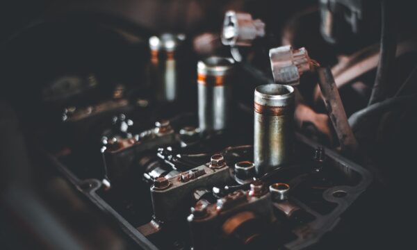 Zündkerzen wechseln: Wann, womit und wie du es richtig machst